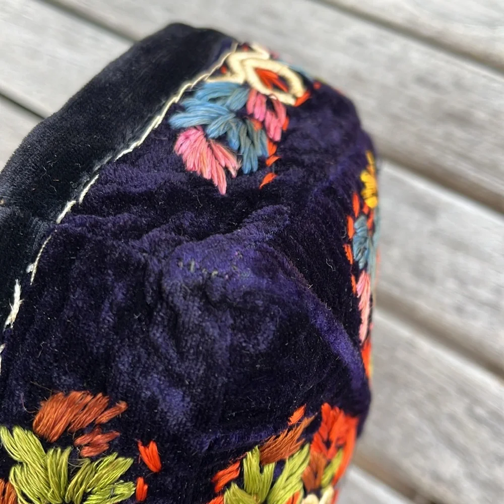 Vintage Heirloom Hand Crafted Uzbek / Tubeteika / Doppa Embroidered Skull Cap